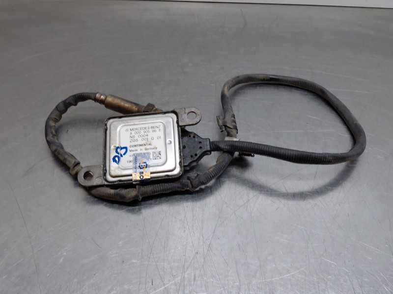 Recambio de sonda lambda para mercedes-benz clase gla (w156) 200 d referencia OEM IAM A0009058611  