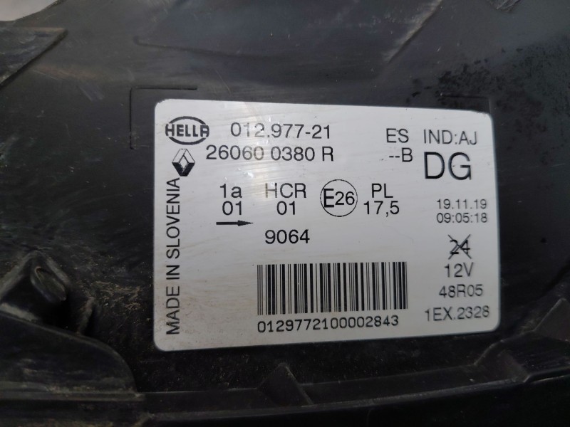 Recambio de faro izquierdo para renault captur techno referencia OEM IAM 260600380R  