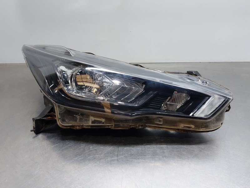 Recambio de faro derecho para nissan micra v (k14) acenta referencia OEM IAM 260105FA0A  