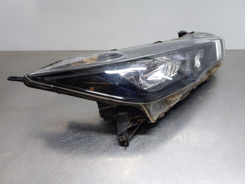 Recambio de faro derecho para nissan micra v (k14) acenta referencia OEM IAM 260105FA0A  