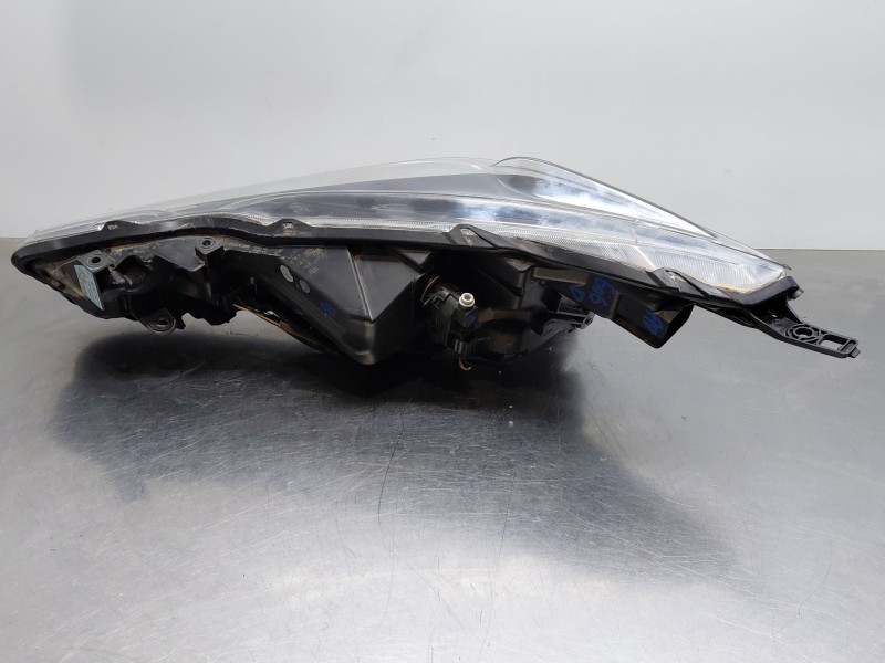 Recambio de faro derecho para nissan micra v (k14) acenta referencia OEM IAM 260105FA0A  