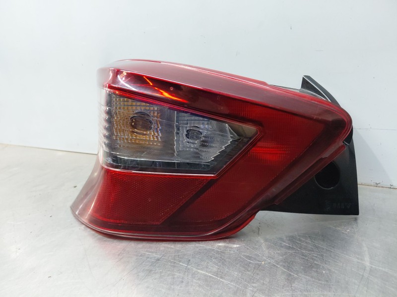 Recambio de piloto trasero izquierdo para nissan micra v (k14) acenta referencia OEM IAM 265555FA0A  
