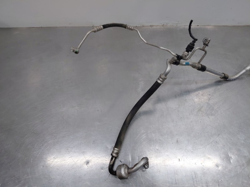 Recambio de tubos aire acondicionado para hyundai tucson (tl, tle) 1.7 crdi referencia OEM IAM 97775D7250  