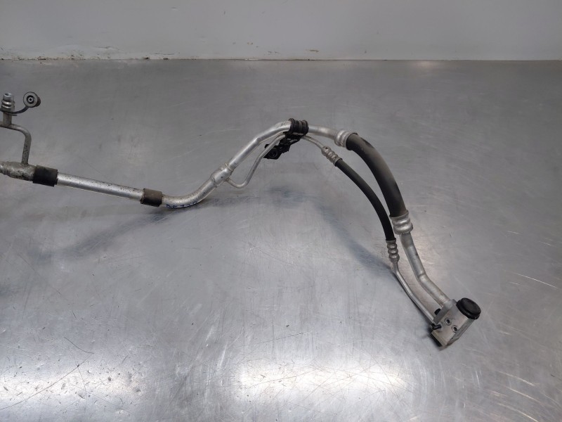 Recambio de tubos aire acondicionado para hyundai tucson (tl, tle) 1.7 crdi referencia OEM IAM 97775D7250  
