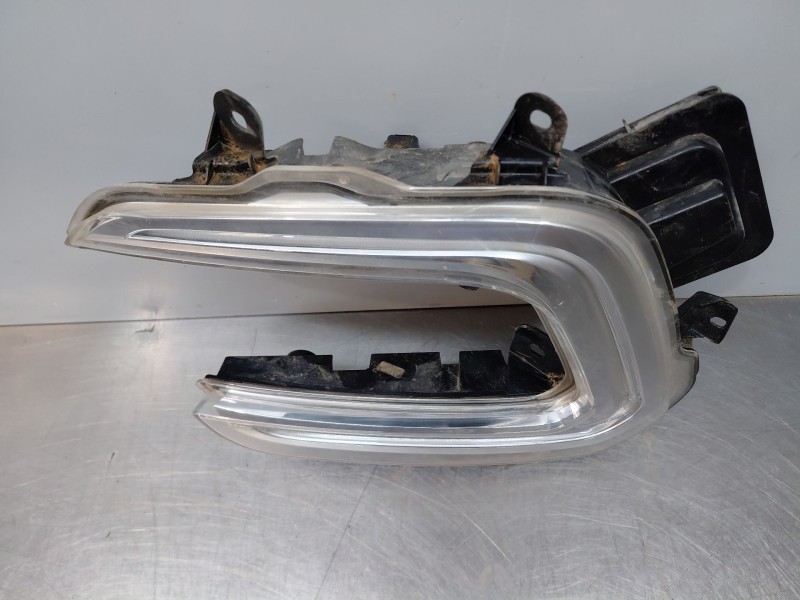 Recambio de piloto delantero izquierdo para renault captur techno referencia OEM IAM 266055303R  