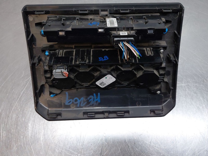 Recambio de mando climatizador para dacia duster (hm_) 1.0 lpg (hmmt) referencia OEM IAM 275105451R 283E83332R 