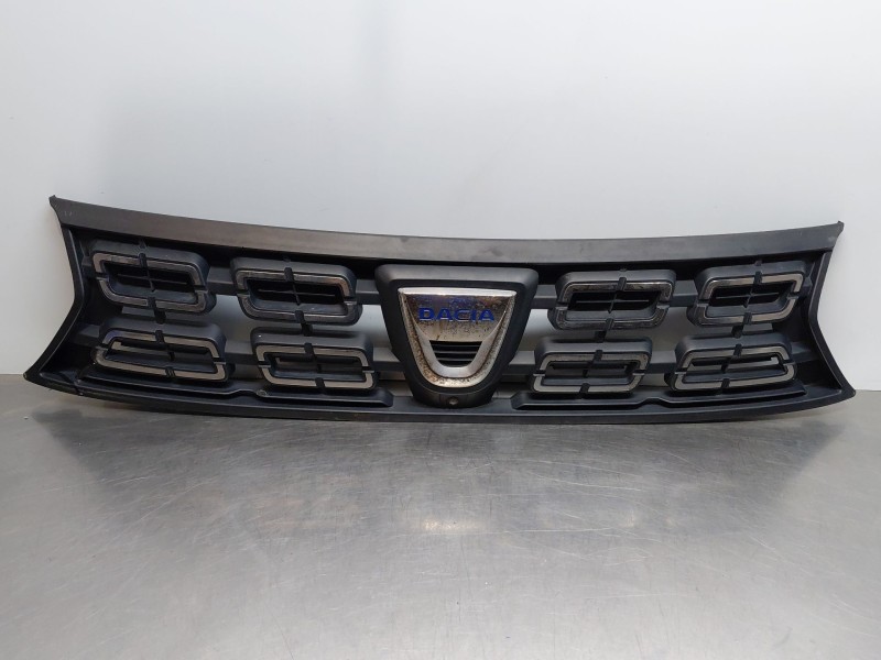 Recambio de rejilla delantera para dacia duster (hm_) 1.0 lpg (hmmt) referencia OEM IAM 623103440R  