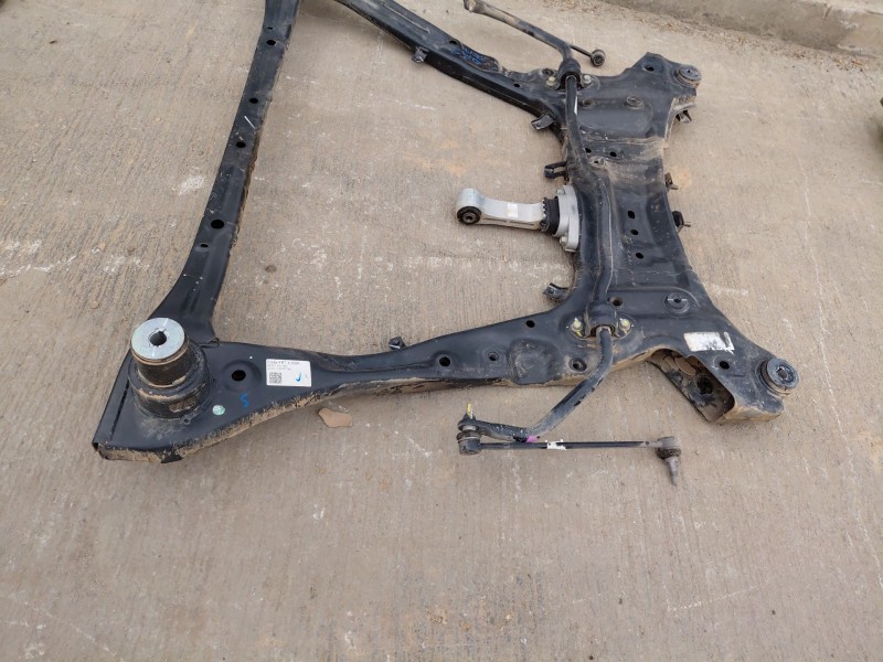 Recambio de puente delantero para hyundai tucson (nx4e, nx4a) 1.6 t-gdi referencia OEM IAM 62405N7050  