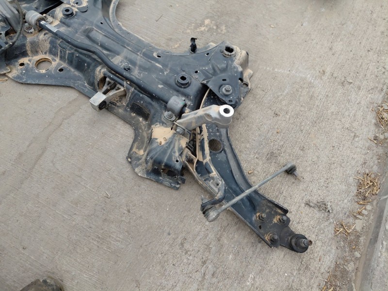 Recambio de puente delantero para peugeot 508 active referencia OEM IAM 9808812580  