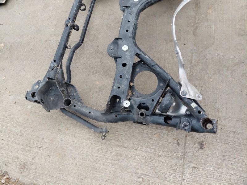 Recambio de puente delantero para bmw serie 4 coupe (f32) 428i referencia OEM IAM 31106872120  