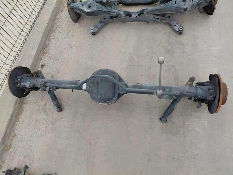 Recambio de puente trasero para iveco daily 35s16 35-160 referencia OEM IAM 5802136252  