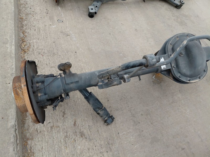 Recambio de puente trasero para iveco daily 35s16 35-160 referencia OEM IAM 5802136252  