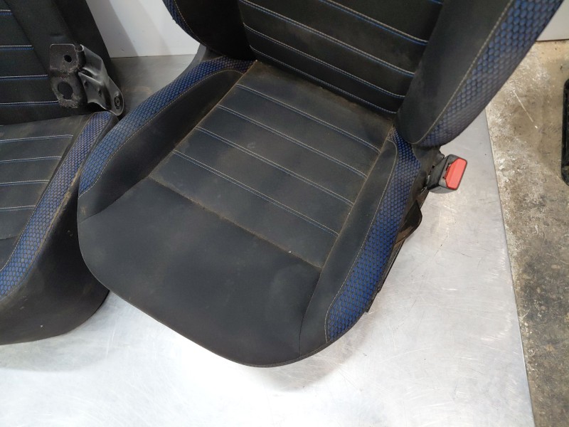 Recambio de juego asientos completo para dacia duster (hm_) 1.0 lpg (hmmt) referencia OEM IAM 873015870R  