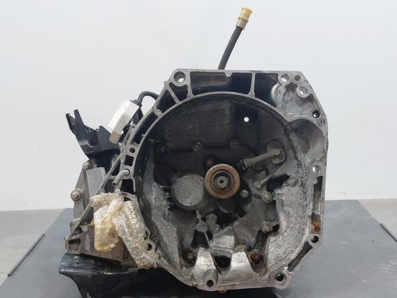 Recambio de caja cambios para renault captur techno referencia OEM IAM JRX  