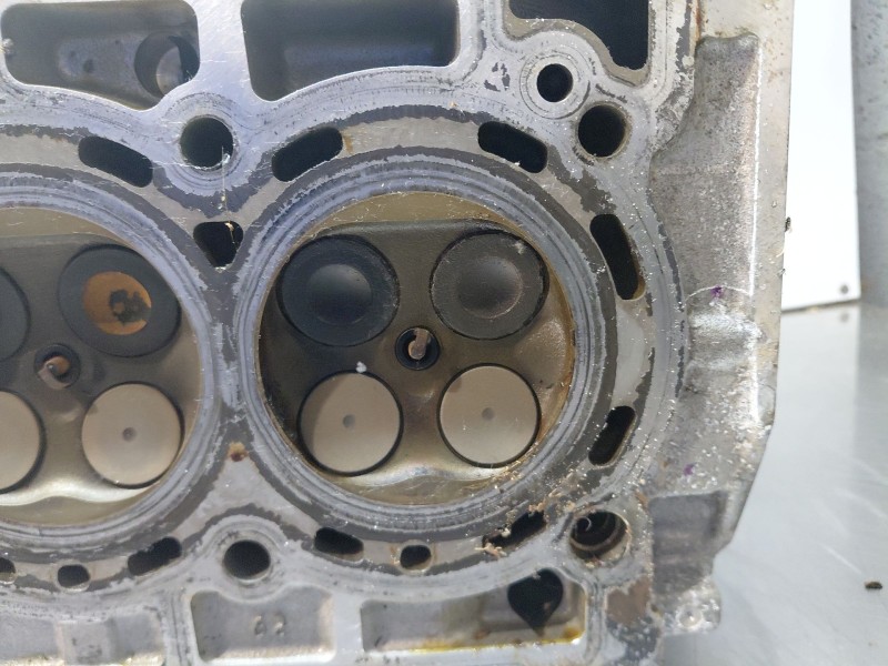 Recambio de culata para renault captur techno referencia OEM IAM 110419412R  