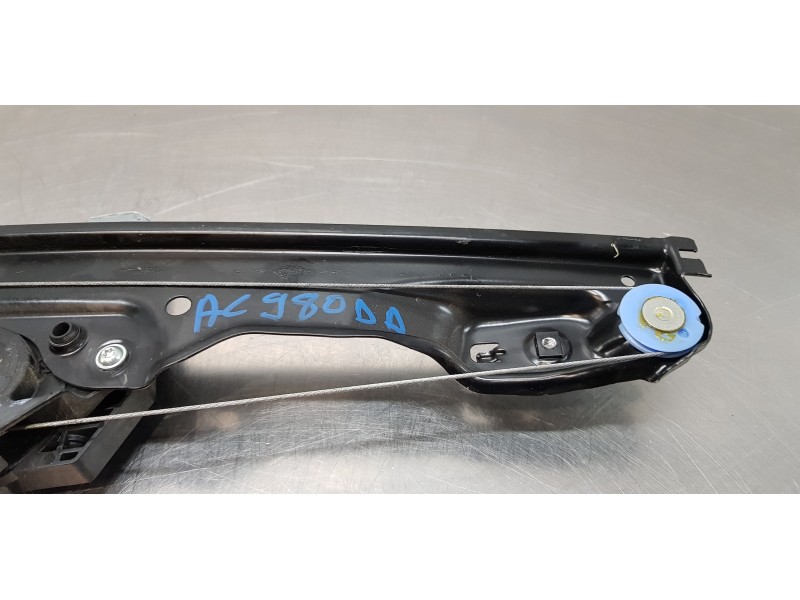 Recambio de elevalunas delantero derecho para nissan qashqai (j11) acenta referencia OEM IAM 807004EA0D  