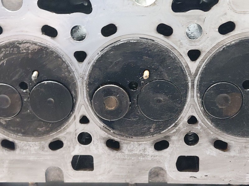 Recambio de culata para renault megane iii berlina 5 p authentique referencia OEM IAM 110410442R  