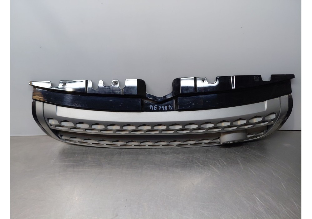Recambio de rejilla delantera para land rover range rover evoque (l538) 2.0 d 4x4 referencia OEM IAM LR076020  