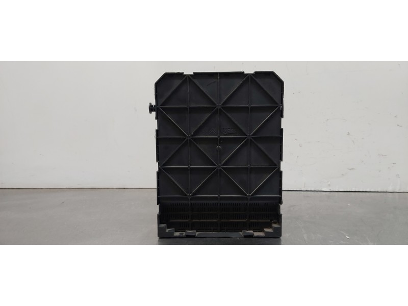 Recambio de caja reles / fusibles para peugeot 207 sw outdoor referencia OEM IAM 9663798480   Recambio de caja reles / fusibles para peugeot 207 sw outdoor referencia OEM IAM 9663798480