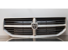Recambio de rejilla delantera para dodge caliber se referencia OEM IAM 400101APM  