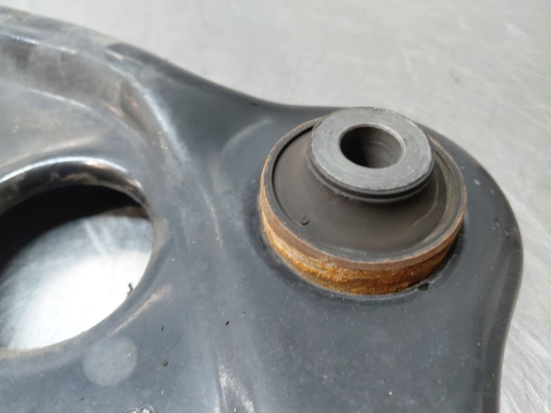 Recambio de brazo suspension inferior delantero izquierdo para nissan micra v (k14) acenta referencia OEM IAM 545015FA1C  