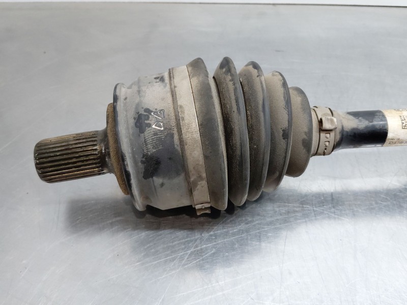 Recambio de transmision delantera derecha para mercedes-benz clase gla (w156) 200 d referencia OEM IAM A2463301501  