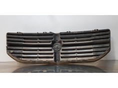 Recambio de rejilla delantera para dodge caliber se referencia OEM IAM 400101APM   2