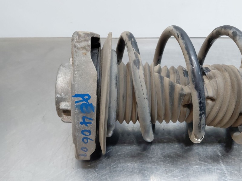 Recambio de amortiguador delantero izquierdo para mercedes-benz clase gla (w156) 200 d referencia OEM IAM A1563231900  