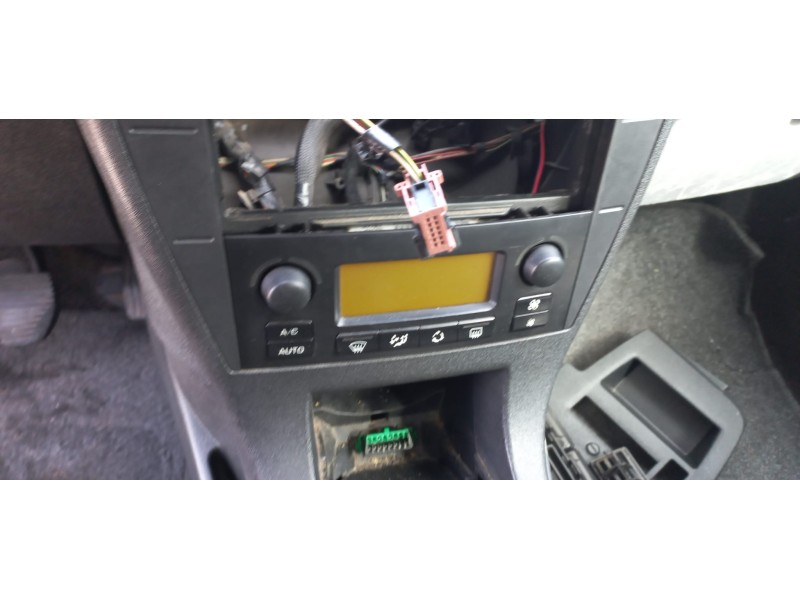 citroen c4 berlina del año 2007 citroen c4 berlina del año 2007