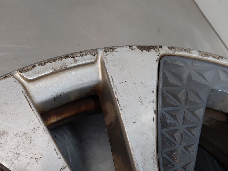 Recambio de llanta para renault scenic iv intens referencia OEM IAM 403006686R  