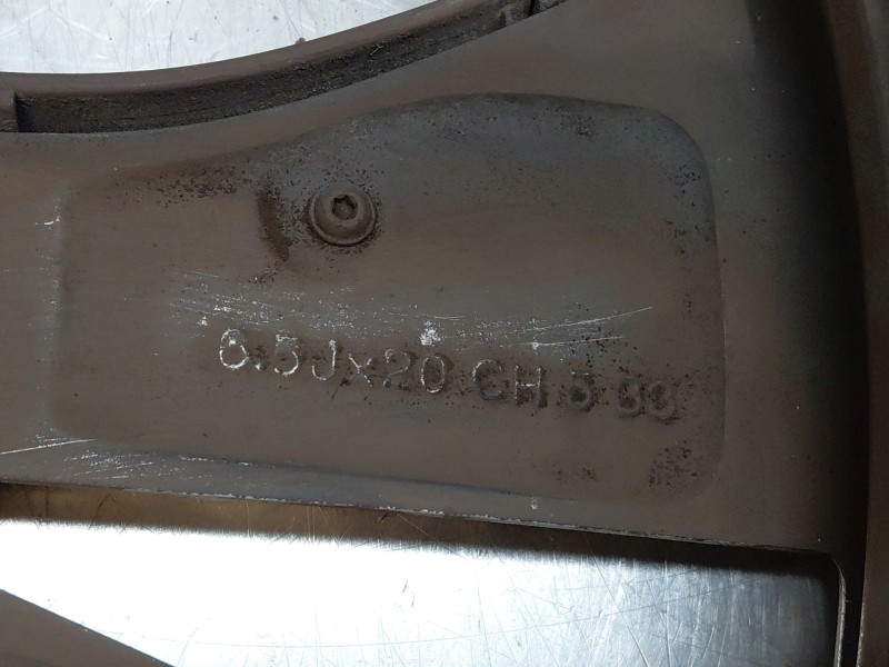Recambio de llanta para renault scenic iv intens referencia OEM IAM 403006686R  