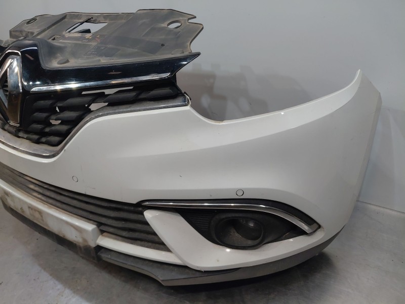 Recambio de paragolpes delantero para renault scenic iv intens referencia OEM IAM   