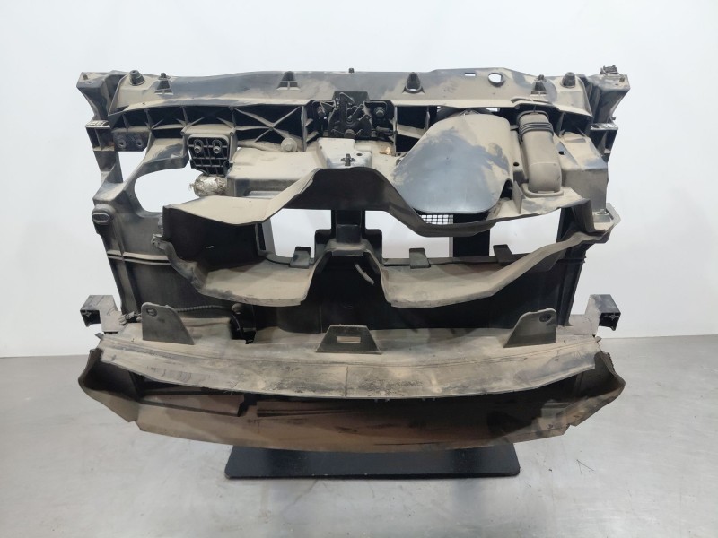 Recambio de panel frontal para renault scenic iv intens referencia OEM IAM   