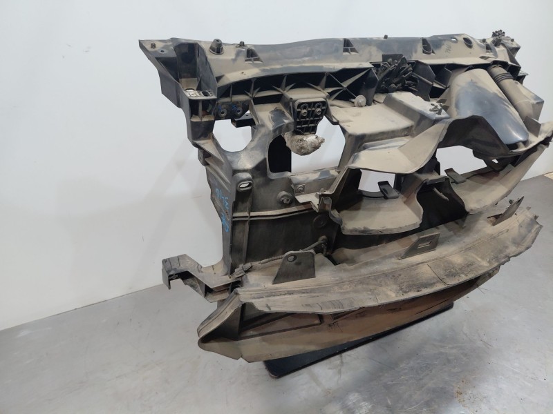 Recambio de panel frontal para renault scenic iv intens referencia OEM IAM   