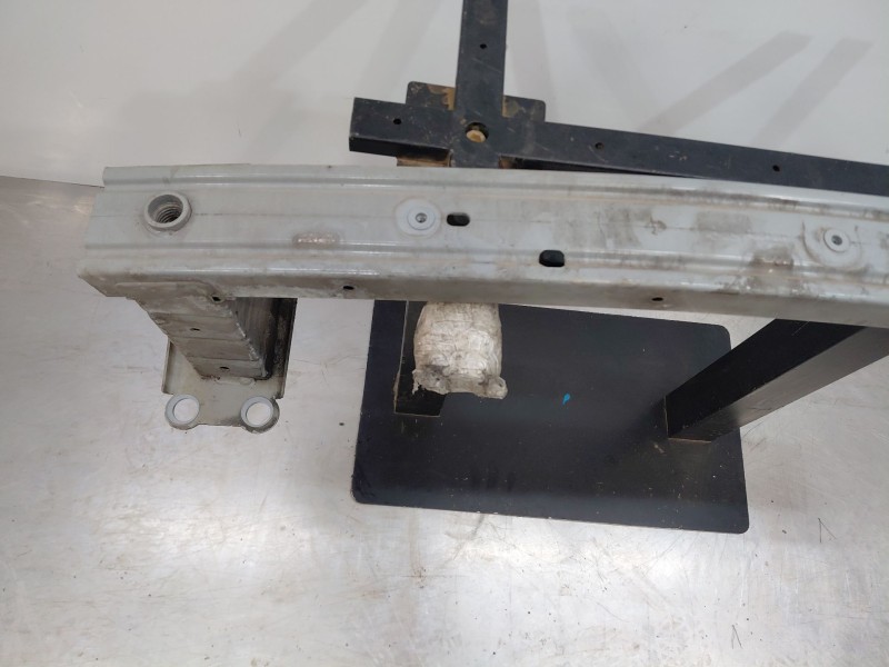 Recambio de refuerzo paragolpes delantero para renault scenic iv intens referencia OEM IAM   