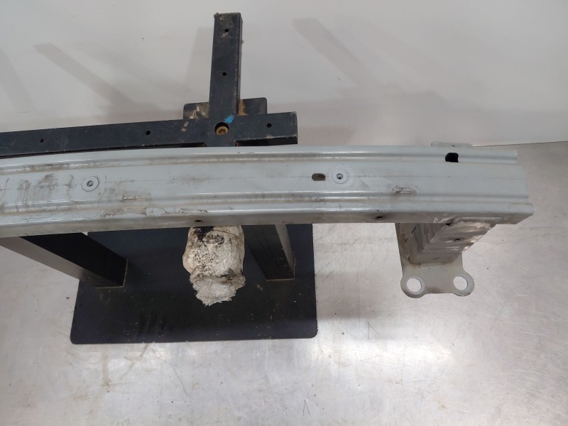 Recambio de refuerzo paragolpes delantero para renault scenic iv intens referencia OEM IAM   