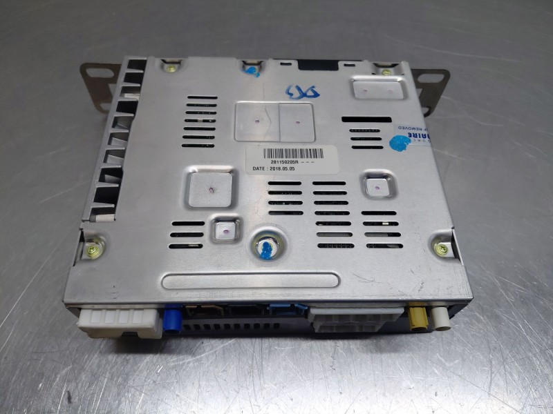 Recambio de sistema audio / radio cd para renault scenic iv intens referencia OEM IAM 281150205R  