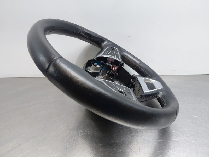 Recambio de volante para renault scenic iv intens referencia OEM IAM 484005825R  