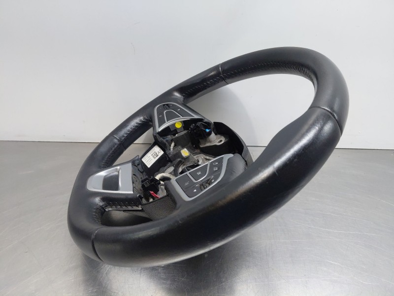 Recambio de volante para renault scenic iv intens referencia OEM IAM 484005825R  