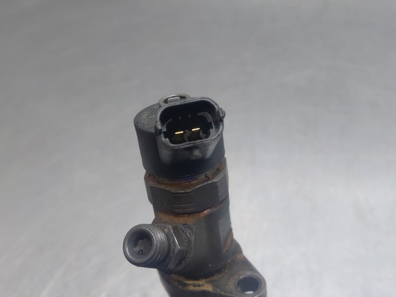 Recambio de inyector para bmw mini (r56) cooper referencia OEM IAM 0445110259  