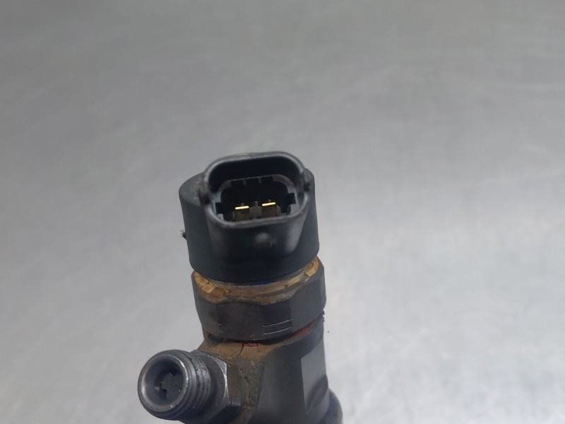 Recambio de inyector para bmw mini (r56) cooper referencia OEM IAM 0445110259  