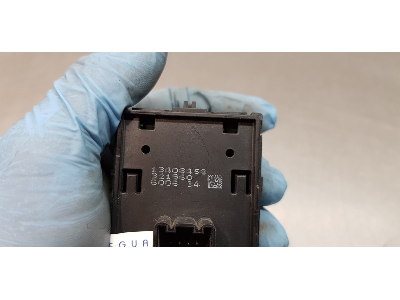 Recambio de mando elevalunas delantero izquierdo para opel astra k lim. 5türig business referencia OEM IAM 13408458   Recambio de mando elevalunas delantero izquierdo para opel astra k lim. 5türig business referencia OEM IAM 13408458