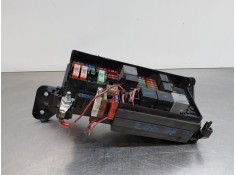 Recambio de caja reles / fusibles para mercedes-benz clase m (w164) ml 320 cdi 4-matic (164.122) referencia OEM IAM A1645400272 