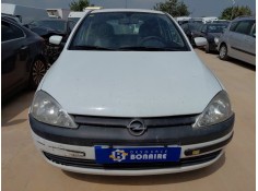 opel corsa c (x01) del año 2001