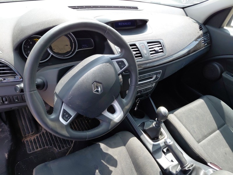 renault megane iii hatchback (bz0/1_, b3_) del año 2012