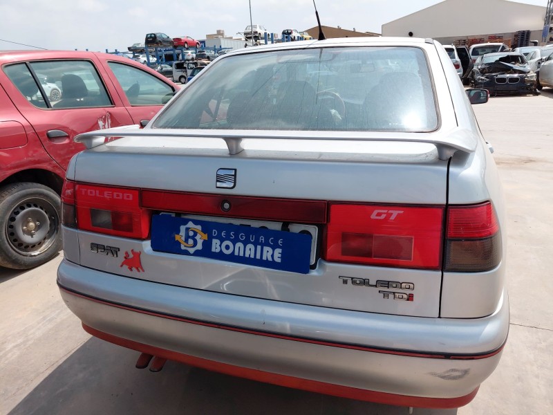 seat toledo i (1l2) del año 1998