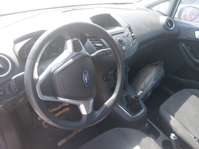 ford fiesta vi (cb1, ccn) del año 2013