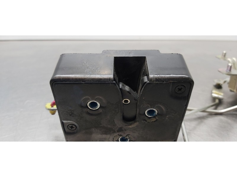 Recambio de cerradura maletero / porton para kia carnival 2.9 crdi vgt concept referencia OEM IAM 812904D000  