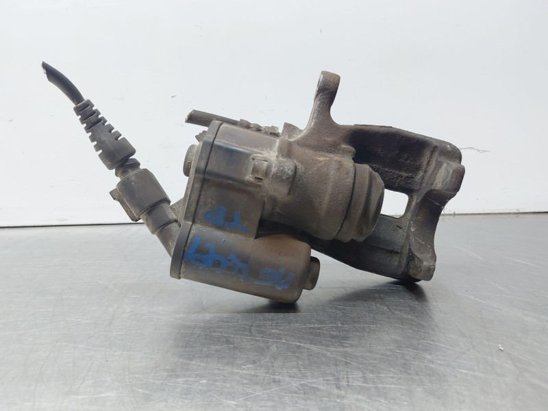 Recambio de pinza freno trasera derecha para audi a6 c6 (4f2) 3.0 tdi quattro referencia OEM IAM 4F0615404A  
