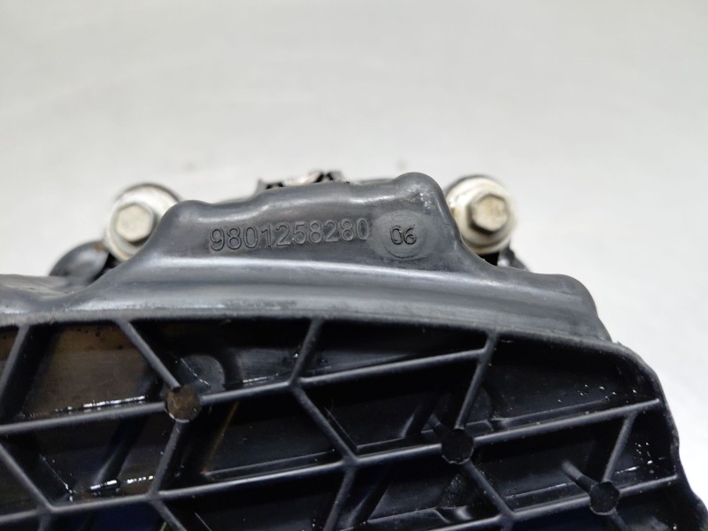 Recambio de carter para citroën ds 7 crossback referencia OEM IAM 9801258280  
